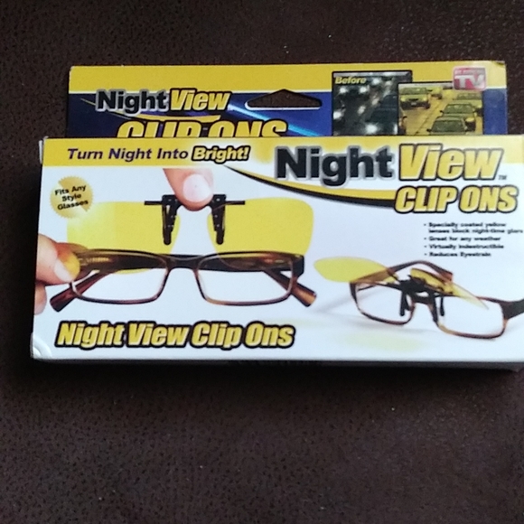 Night view clip on sunglasses. Fits any style glasses.yellow lenses. - Picture 1 of 1